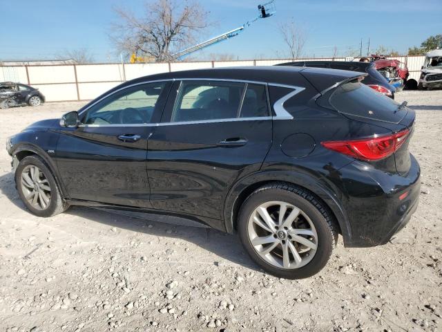 SJKCH5CP6HA033406 - 2017 INFINITI QX30 BASE أسود صورة 2