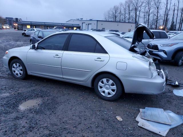 JTDBE32K630143971 - 2003 TOYOTA CAMRY LE SILVER photo 2