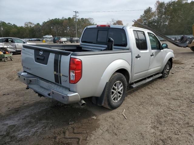 1N6AD0ER3EN717435 - 2014 NISSAN FRONTIER S SILVER photo 3