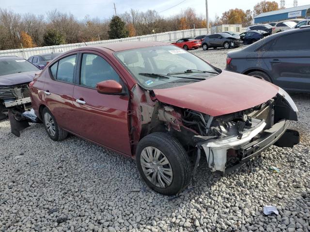 3N1CN7APXHK433951 - 2017 NISSAN VERSA S BURGUNDY photo 4