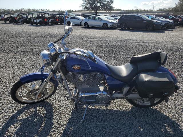 5VPGB16D443002977 - 2004 VICTORY MOTORCYCLES VEGAS ლურჯი ფოტო 3
