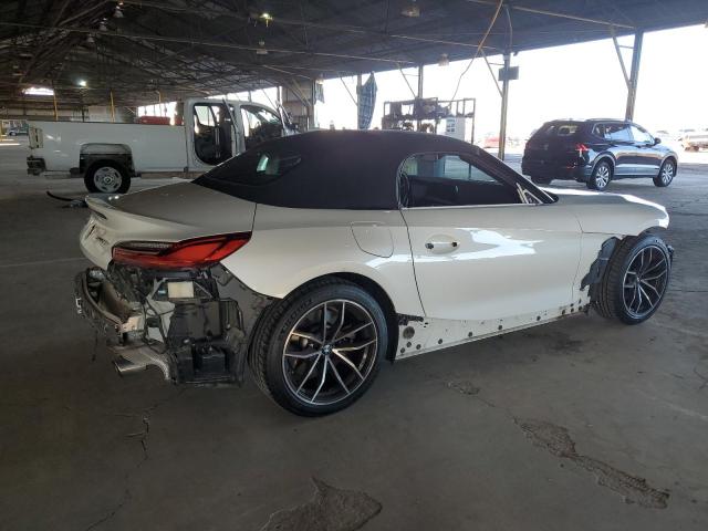 WBAHF3C01MWX24942 - 2021 BMW Z4 SDRIVE30I WHITE photo 3