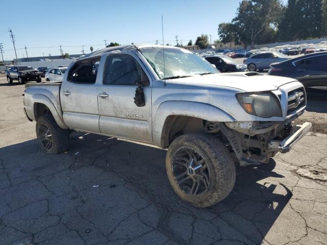 5TEJU62N77Z374961 - 2007 TOYOTA TACOMA DOUBLE CAB PRERUNNER SILVER photo 4