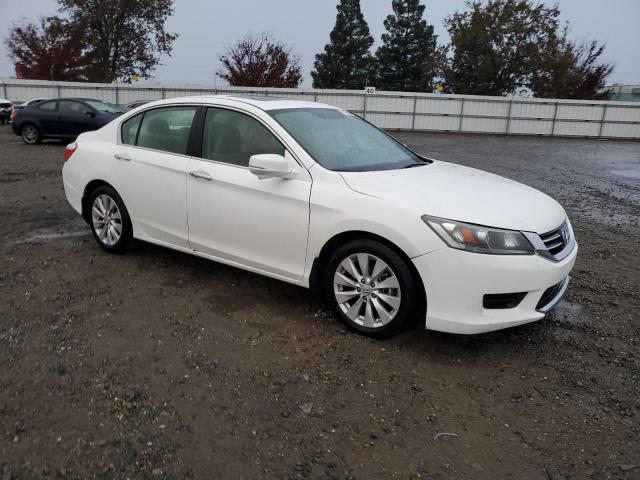 1HGCR2F78EA101664 - 2014 HONDA ACCORD EX WHITE photo 4