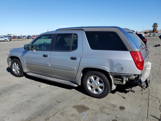 1GKES12S746179326 - 2004 GMC ENVOY XUV SILVER photo 2