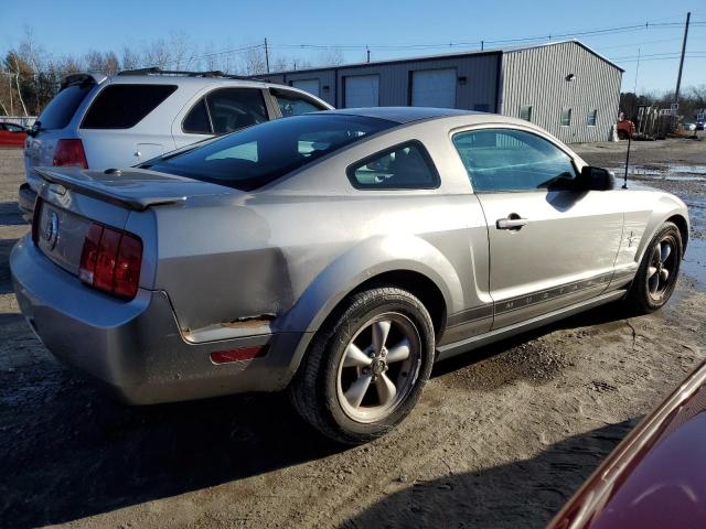 1ZVHT80N185142275 - 2008 FORD MUSTANG SILVER photo 3