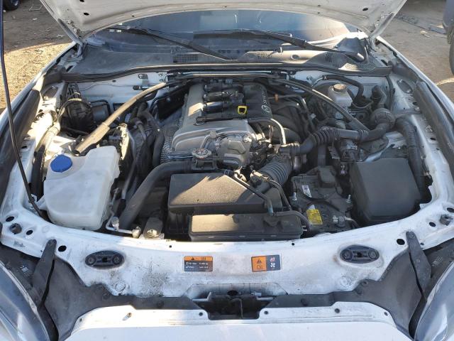 JM1NDAC78M0452230 - 2021 MAZDA MX-5 MIATA CLUB WHITE photo 11