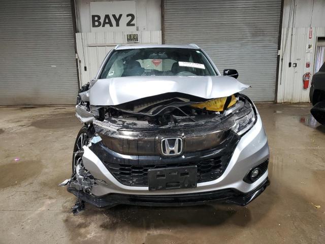 3CZRU6H11KG715650 - 2019 HONDA HR-V SPORT SILVER photo 5