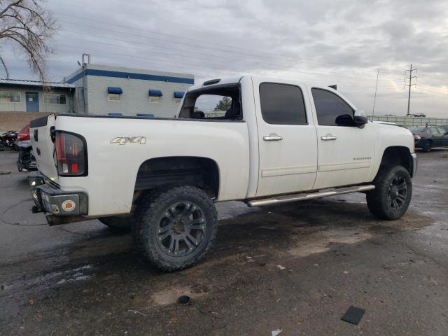 1GCPKSE73CF102548 - 2012 CHEVROLET SILVERADO K1500 LT WHITE photo 3