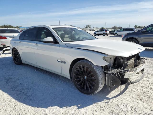 WBAKB8C56BCY65918 - 2011 BMW 750 LI WHITE photo 4