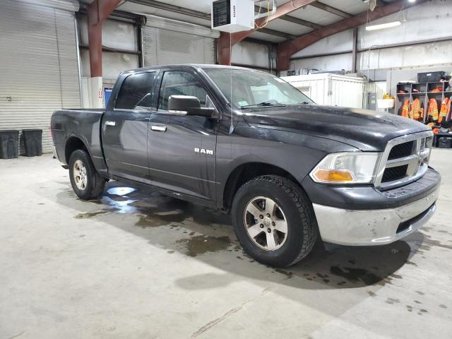 1D7RV1CPXAS114347 - 2010 DODGE RAM 1500 BLACK photo 4