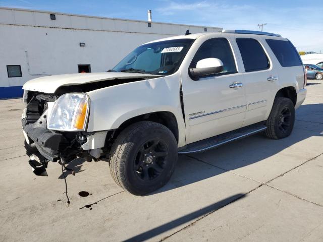 1GKS2EEF4DR368510 - 2013 GMC YUKON DENALI WHITE photo 1