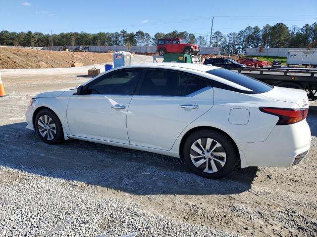 1N4BL4BV6KC167695 - 2019 NISSAN ALTIMA S WHITE photo 2