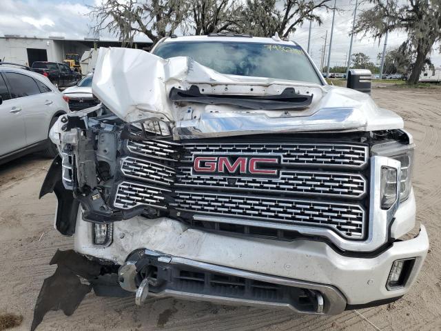 1GT49REY9NF103402 - 2022 GMC SIERRA K2500 DENALI WHITE photo 5