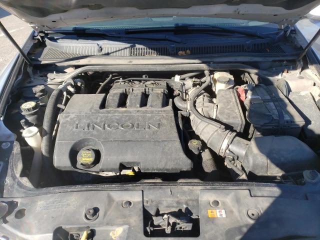 1LNHM93R49G623790 - 2009 LINCOLN MKS SILVER photo 11