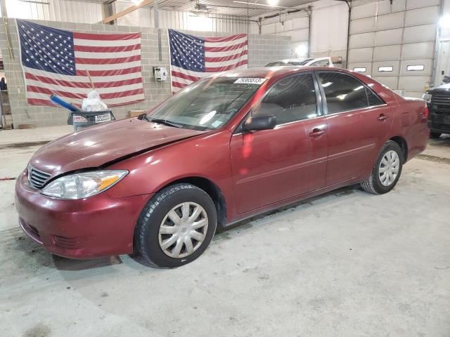 4T1BE30K15U023859 - 2005 TOYOTA CAMRY LE RED photo 1