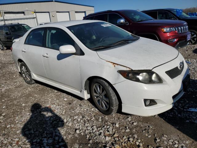 2T1BU4EE8AC468543 - 2010 TOYOTA COROLLA BASE WHITE photo 4