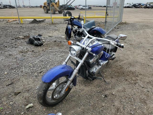 JH2SC6601GK600011 - 2016 HONDA VT1300 CR BLUE photo 2