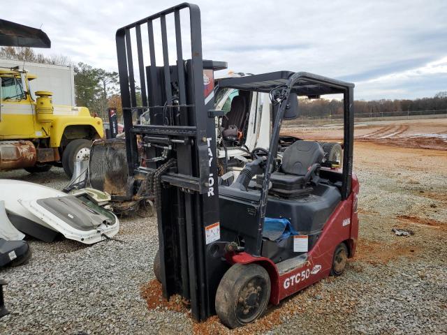 XTC465L001510011K - 2023 TAYL FORKLIFT RED photo 2