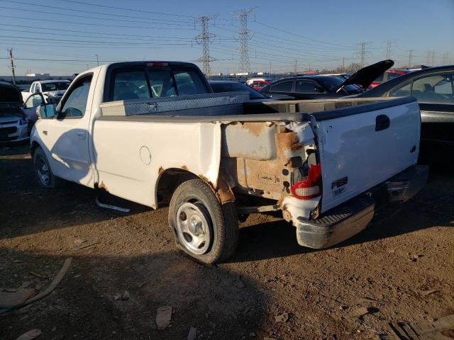 1FTRF17202NB75115 - 2002 FORD F150 WHITE photo 2