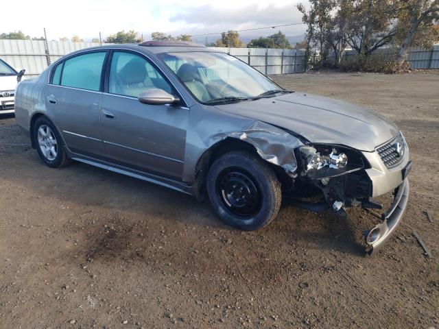 1N4AL11E35N489313 - 2005 NISSAN ALTIMA S GRAY photo 4