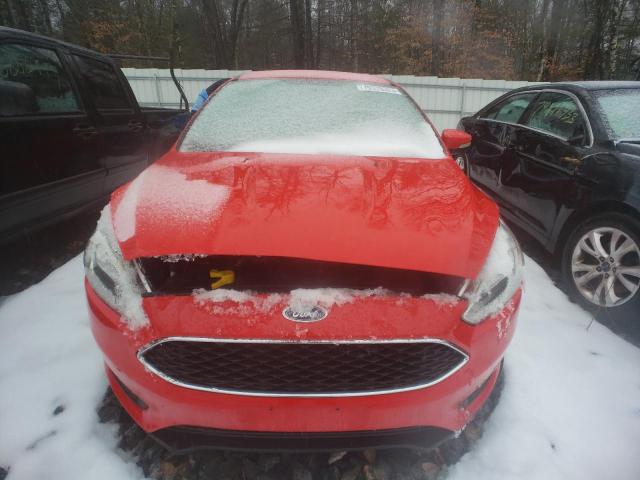 1FADP3F21GL354101 - 2016 FORD FOCUS SE RED photo 5