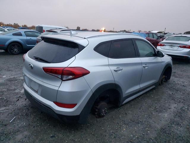 KM8J33A47JU615360 - 2018 HYUNDAI TUCSON SEL SILVER photo 3