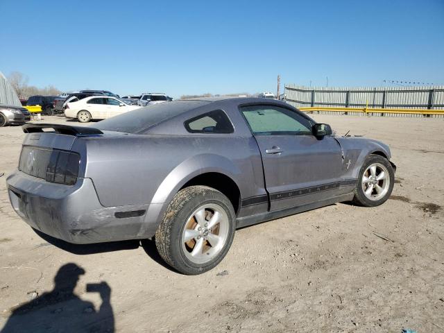 1ZVFT80NX75255406 - 2007 FORD MUSTANG GRAY photo 3