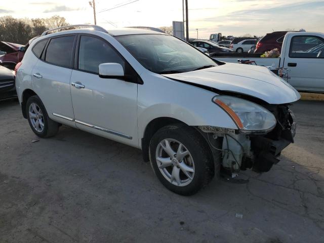 JN8AS5MT0BW188037 - 2011 NISSAN ROGUE S WHITE photo 4