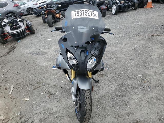 WB10A1504GZ378790 - 2016 BMW R1200 RS GRAY photo 9