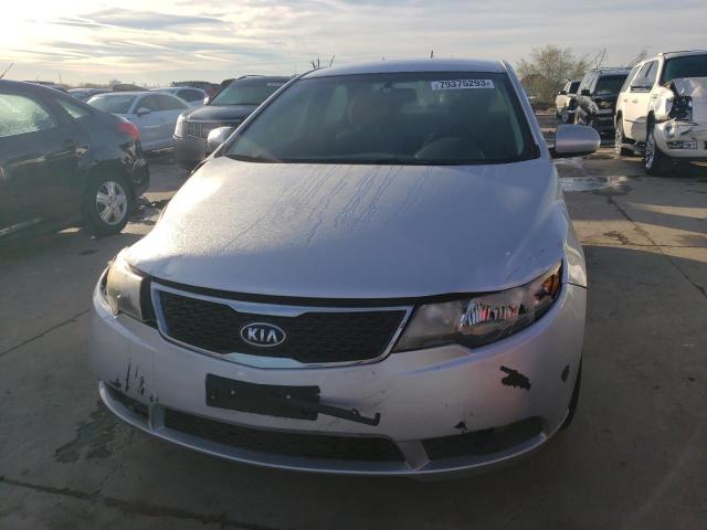 KNAFT4A23B5418645 - 2011 KIA FORTE LX SILVER photo 5