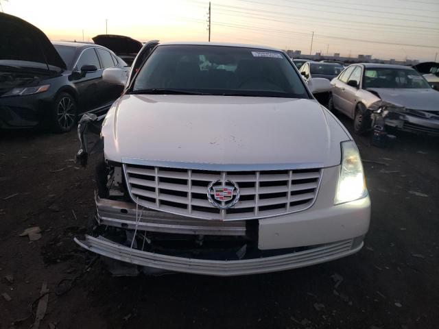 1G6KH5E69BU134919 - 2011 CADILLAC DTS PREMIUM COLLECTION WHITE photo 5