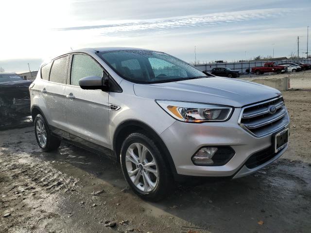 1FMCU0GD2HUD16655 - 2017 FORD ESCAPE SE SILVER photo 4