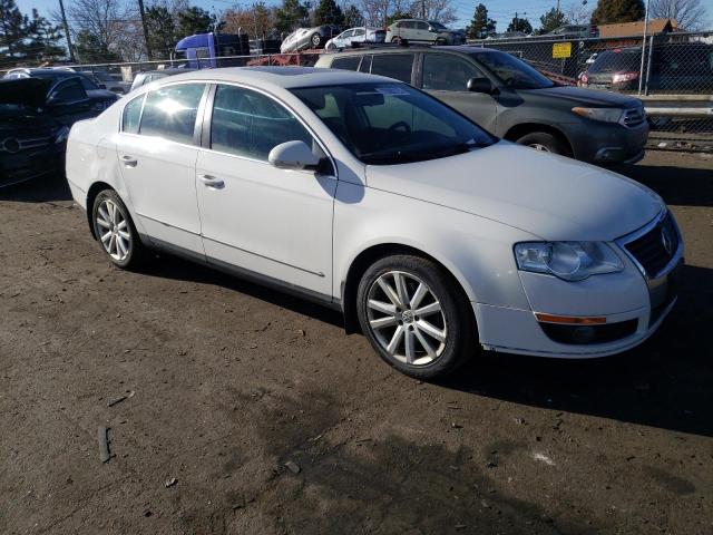 WVWJK7AN1AE109055 - 2010 VOLKSWAGEN PASSAT KOMFORT WHITE photo 4