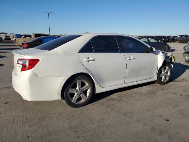 4T1BF1FK1EU868865 - 2014 TOYOTA CAMRY L WHITE photo 3