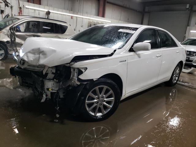 2011 TOYOTA CAMRY HYBRID, 