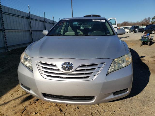 4T1BE46K27U103199 - 2007 TOYOTA CAMRY CE SILVER photo 5