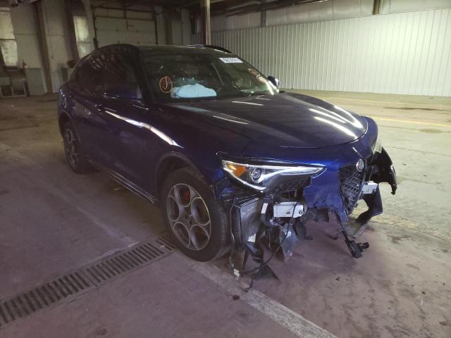 ZASPAKBN2N7D42314 - 2022 ALFA ROMEO STELVIO TI BLUE photo 4