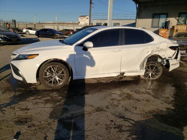 4T1T11AK8PU786256 - 2023 TOYOTA CAMRY SE NIGHT SHADE WHITE photo 1