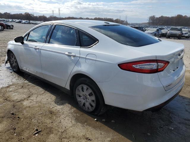 3FA6P0G76DR328494 - 2013 FORD FUSION S WHITE photo 2