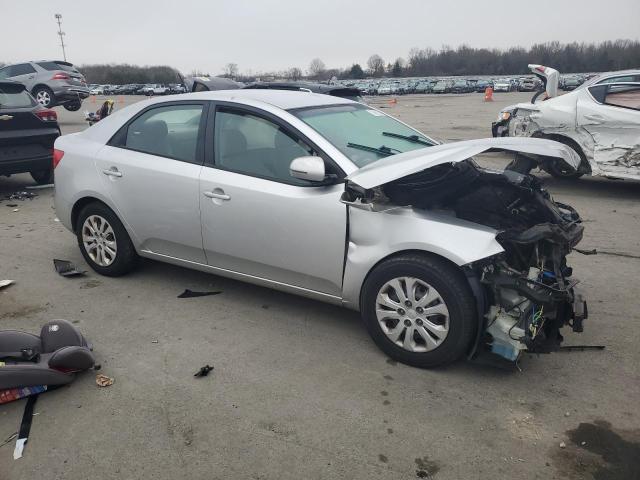 KNAFU4A21C5496128 - 2012 KIA FORTE EX SILVER photo 4