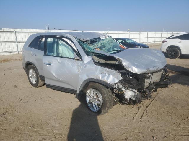 5XYKTCA60EG486220 - 2014 KIA SORENTO LX SILVER photo 4