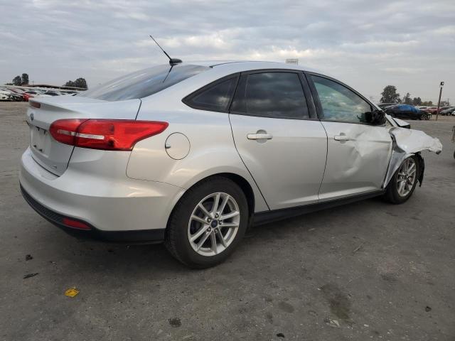 1FADP3F21GL286494 - 2016 FORD FOCUS SE SILVER photo 3