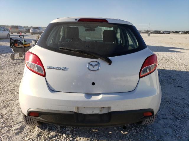 JM1DE1KY5C0139119 - 2012 MAZDA MAZDA2 WHITE photo 6