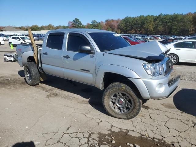 3TMLU42N89M036515 - 2009 TOYOTA TACOMA DOUBLE CAB SILVER photo 4