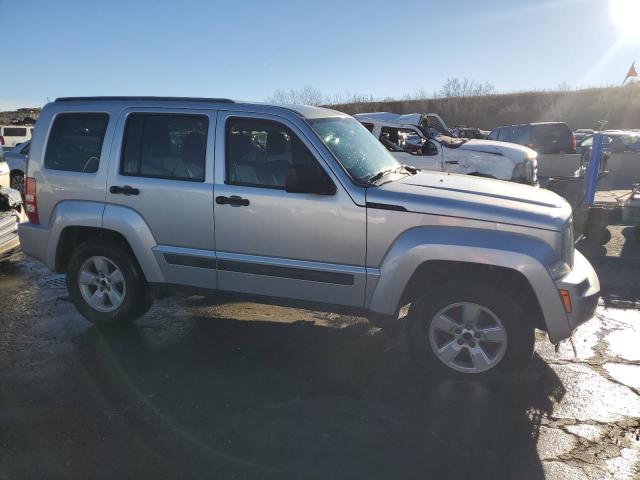 1C4PJMAK5CW160539 - 2012 JEEP LIBERTY SPORT SILVER photo 4