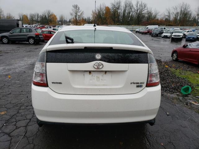 JTDKB20UX53124008 - 2005 TOYOTA PRIUS WHITE photo 6