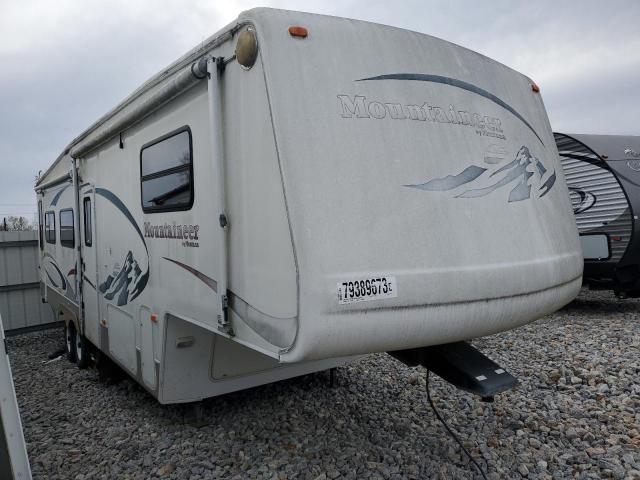 2004 KEYSTONE MOUNTAINEE, 