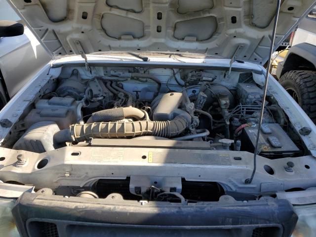 1FTYR10UX4PA98792 - 2004 FORD RANGER WHITE photo 11