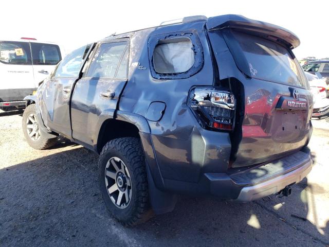 JTEBU5JRXJ5560695 - 2018 TOYOTA 4RUNNER SR5/SR5 PREMIUM ნაცრისფერი ფოტო 2